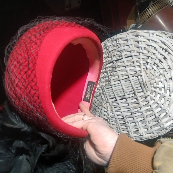 Bold Red and Black Hat with Textured Design - Picture 3 of 12